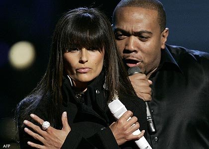 Timbaland - The Hitman Videography (30  c  Justin Timberlake, Nelly Furtado , Madonna, Jay-Z, Aaliyah, The Pussycat Dolls  )[2008 ., , -, R'n'B, DVD5]